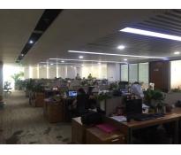 新华国际广场写字楼中等装修1500㎡