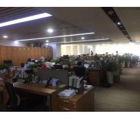 新华国际广场写字楼中等装修1500㎡