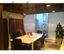 绿地金融中心写字楼中等装修486㎡